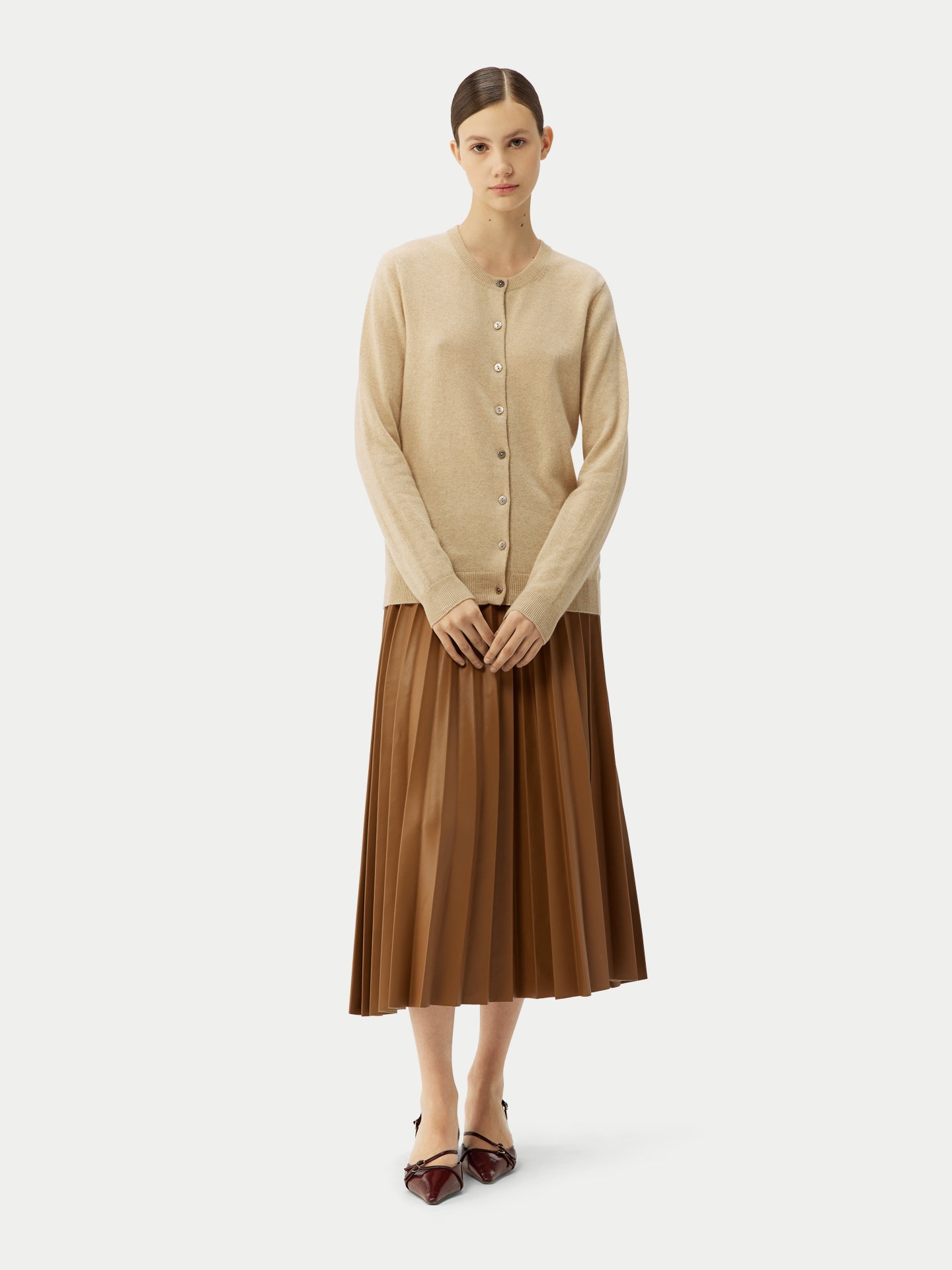 Naturfarbe R-Ausschnitt Kaschmirstrickjacke