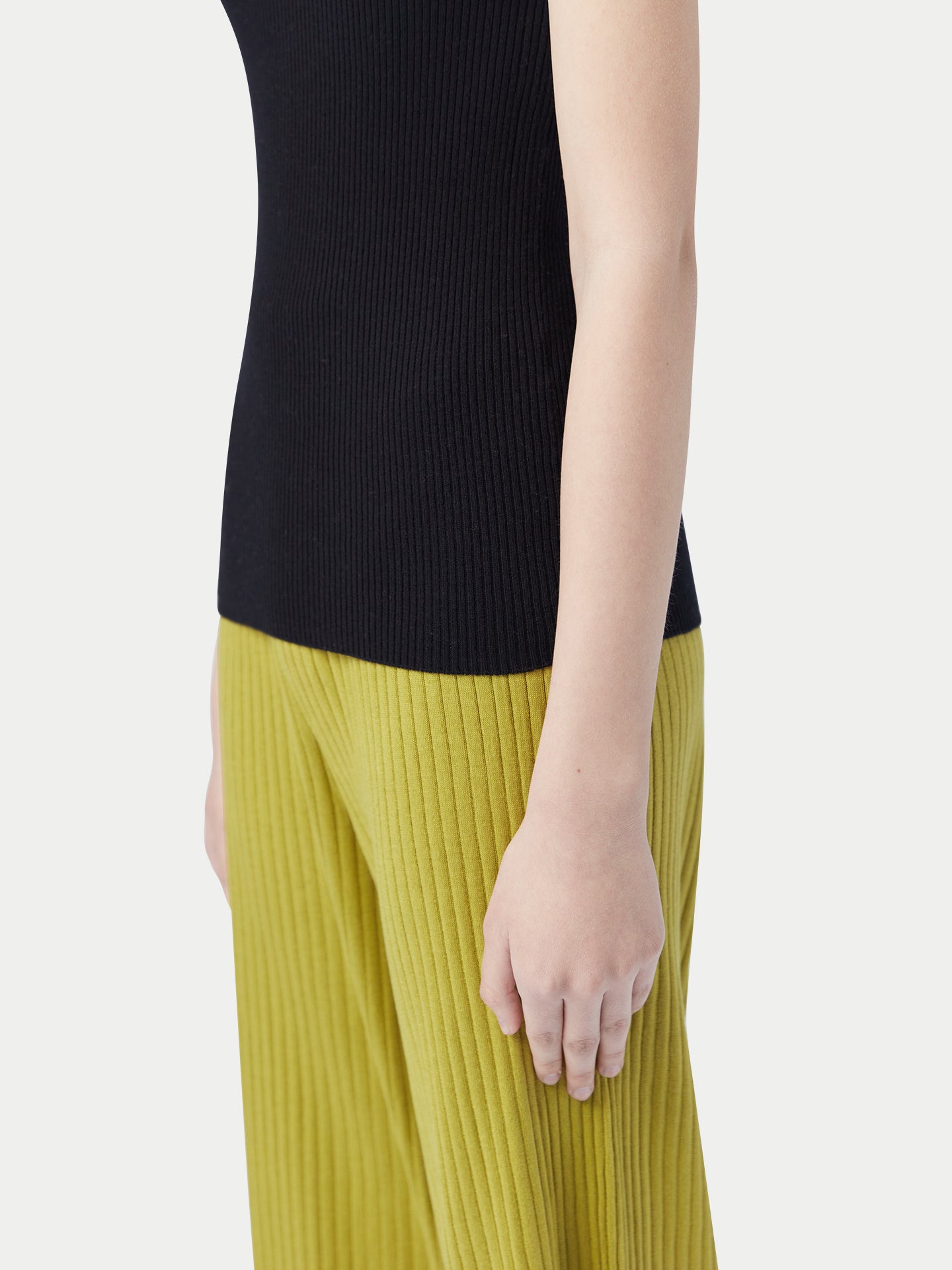 Geripptes Tank-Top aus Baumwoll-Seiden-Kaschmir-Mischung