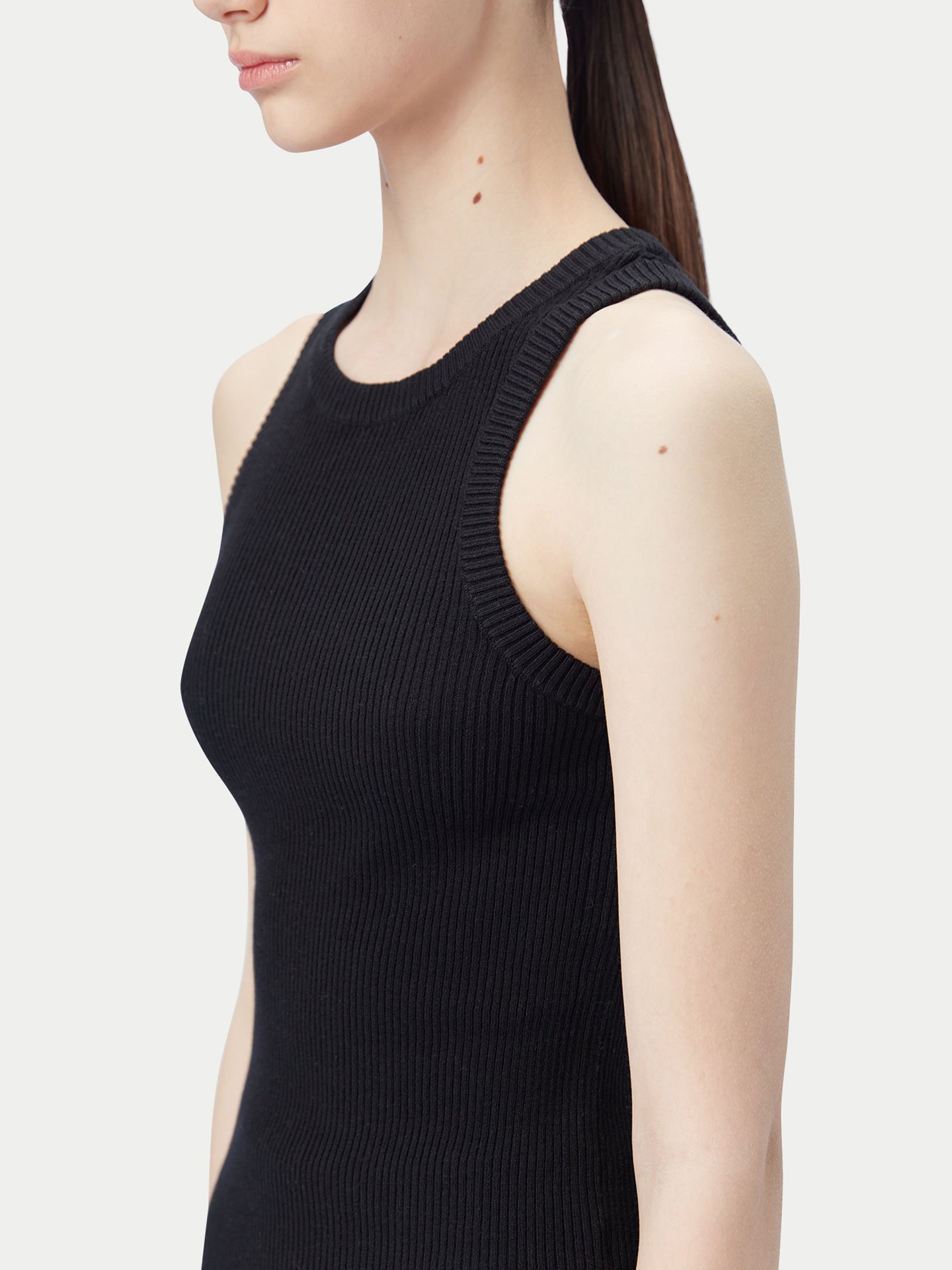 Geripptes Tank-Top aus Baumwoll-Seiden-Kaschmir-Mischung