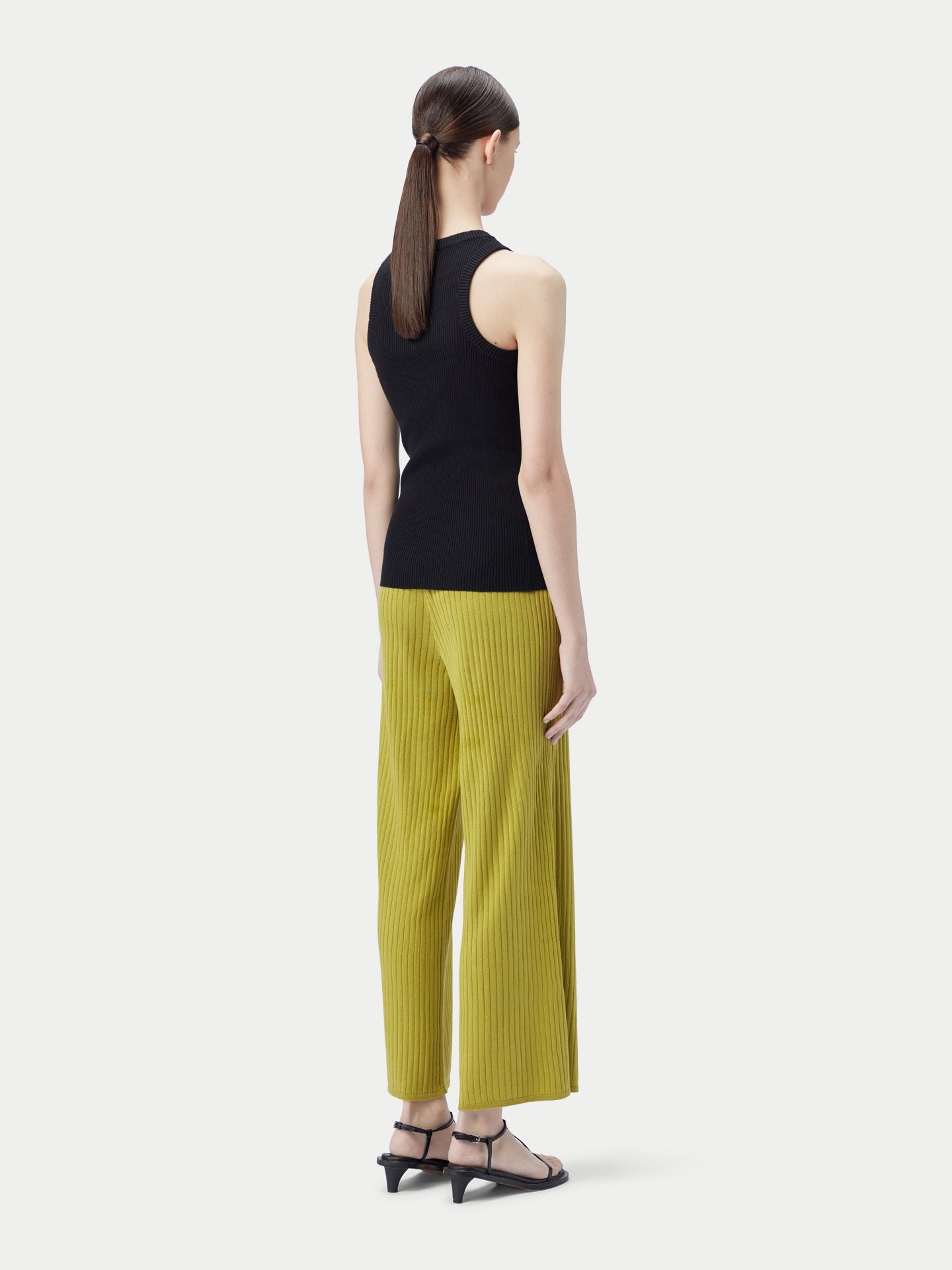 Geripptes Tank-Top aus Baumwoll-Seiden-Kaschmir-Mischung