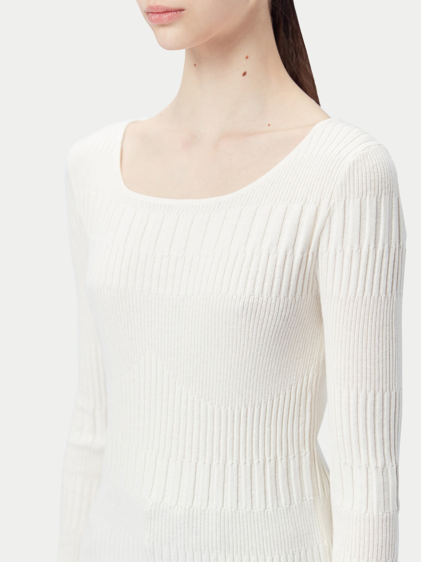 Rippenpullover aus Baumwoll-Seiden-Kaschmir-Mischung