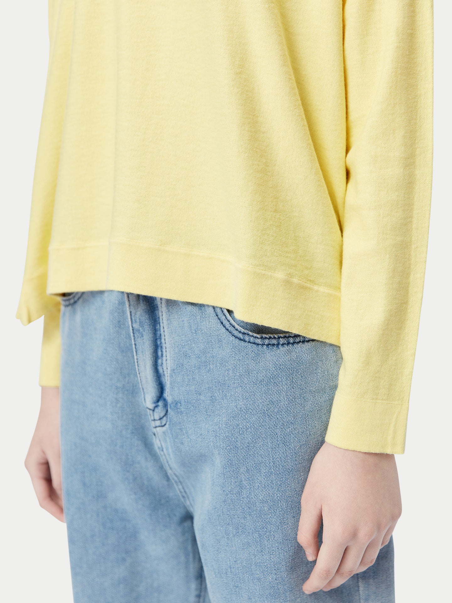 Pullover mit Bootsausschnitt aus Baumwoll-Seiden-Kaschmir-Mischung
