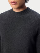 Schmal geschnittener Kaschmir-Rollkragenpullover