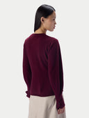 Kaschmirpullover mit ausgestelltem Saum und Rundhalsausschnitt