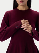 Kaschmirpullover mit ausgestelltem Saum und Rundhalsausschnitt