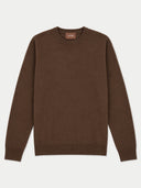 Kaschmirpullover mit Rundhalsausschnitt in Dark Brown, Vorderansicht als Flatlay mit Rippabschlüssen und GOBI Label