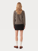 Schlichter Kaschmirpullover mit Rundhalsausschnitt