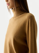 Zeitloser Kaschmir-Rollkragenpullover Almond - Gobi Cashmere