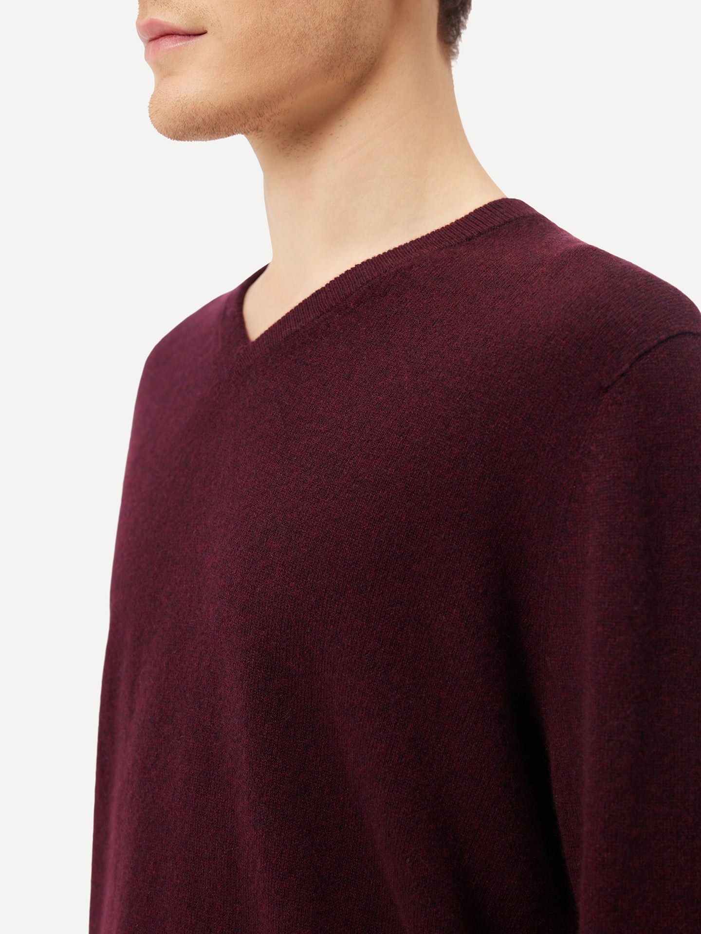 Basic Kaschmirpullover mit V-Ausschnitt
