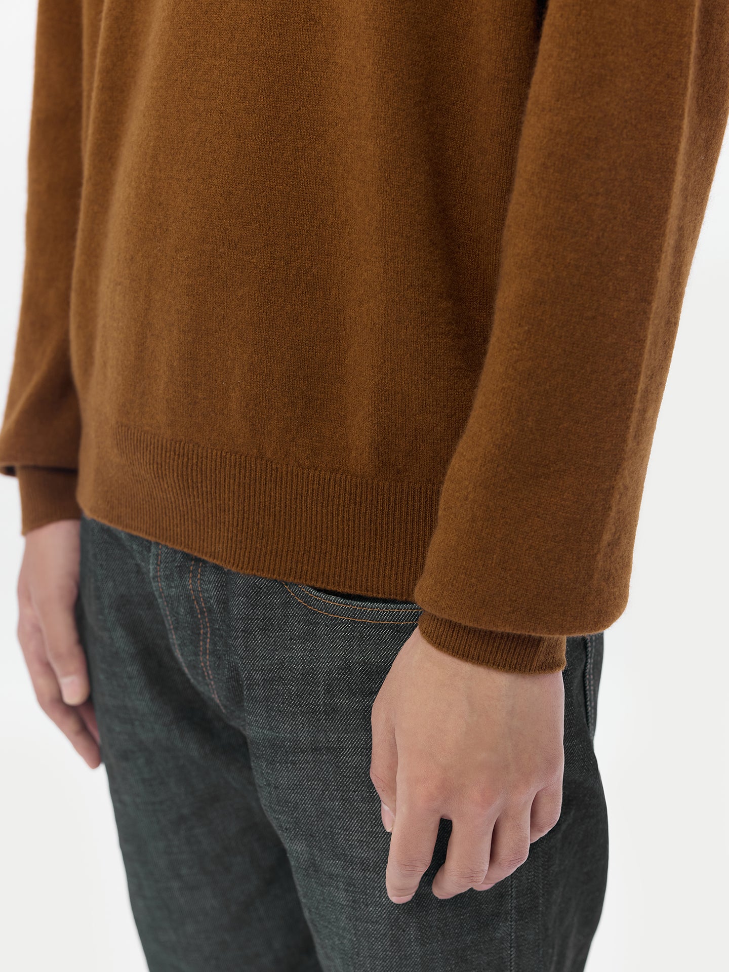 Basic Kaschmirpullover mit R-Ausschnitt