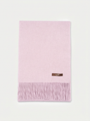 Kaschmirschal mit Fransen in Light Purple, flach gelegt mit sichtbarem GOBI Label
