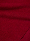 Detailaufnahme des Twill-Gewebes in Bordeaux mit weicher Oberfläche