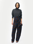 Kaschmirpullover Damen mit hohem Kragen kurz | GOBI Cashmere