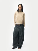 Kaschmir-Pullover mit Doppellkragen Warmes Gray - Gobi Cashmere #color_warmes-gray