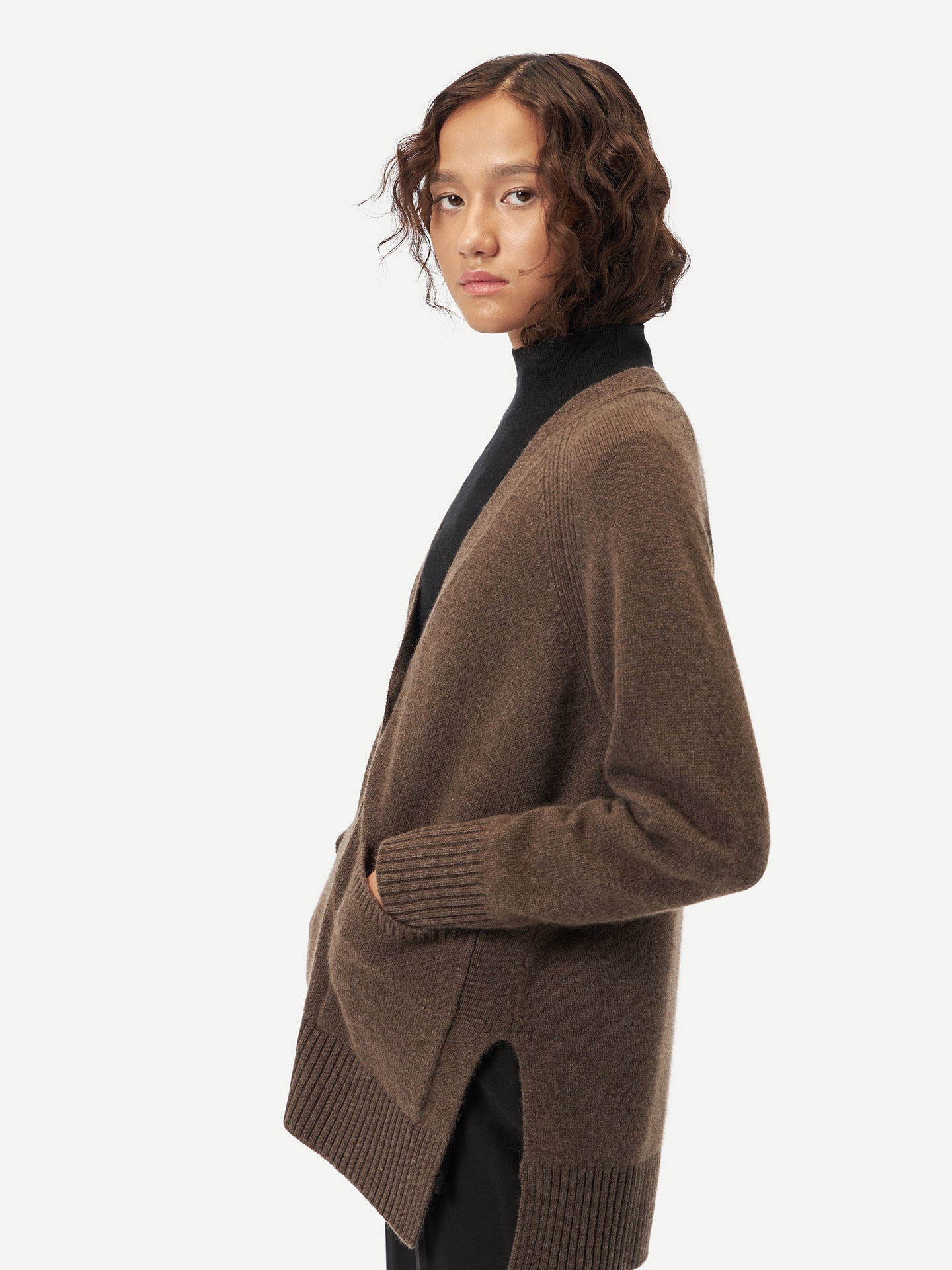 Women's Relaxed-Fit Cashmere Cardigan Cocoa - Gobi Cashmere