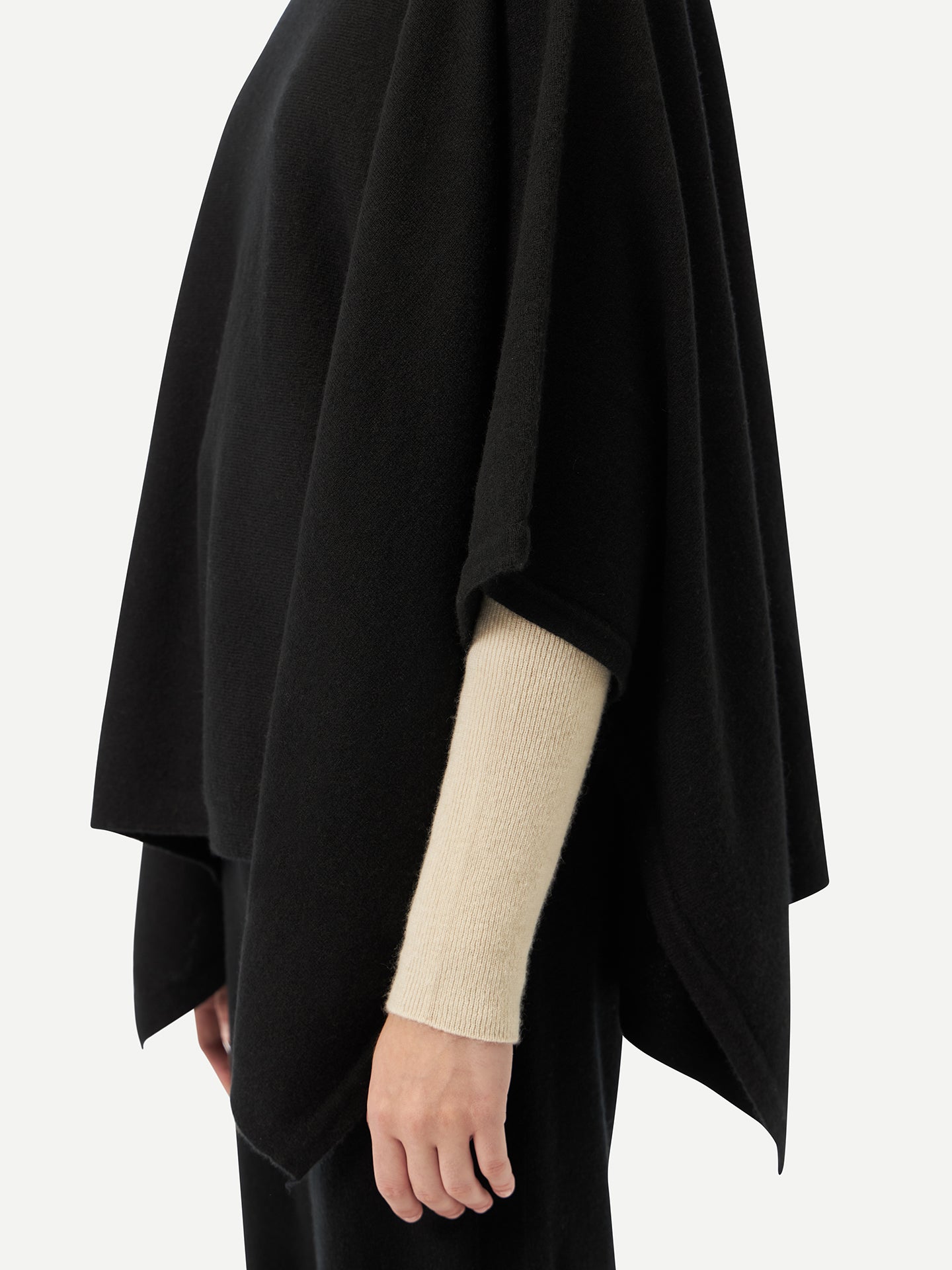 Kaschmir-Poncho mit U-Boot-Ausschnitt
