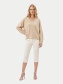Kaschmir-Pullover mit tiefem V-Ausschnitt