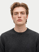 Feiner Kaschmirpullover mit Rundhalsausschnitt
