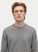 Feiner Kaschmirpullover mit Rundhalsausschnitt