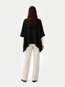 Kaschmir-Poncho mit U-Boot-Ausschnitt