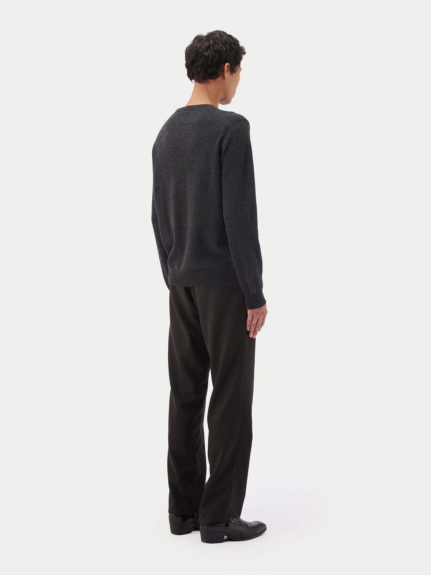 Basic Kaschmirpullover mit R-Ausschnitt