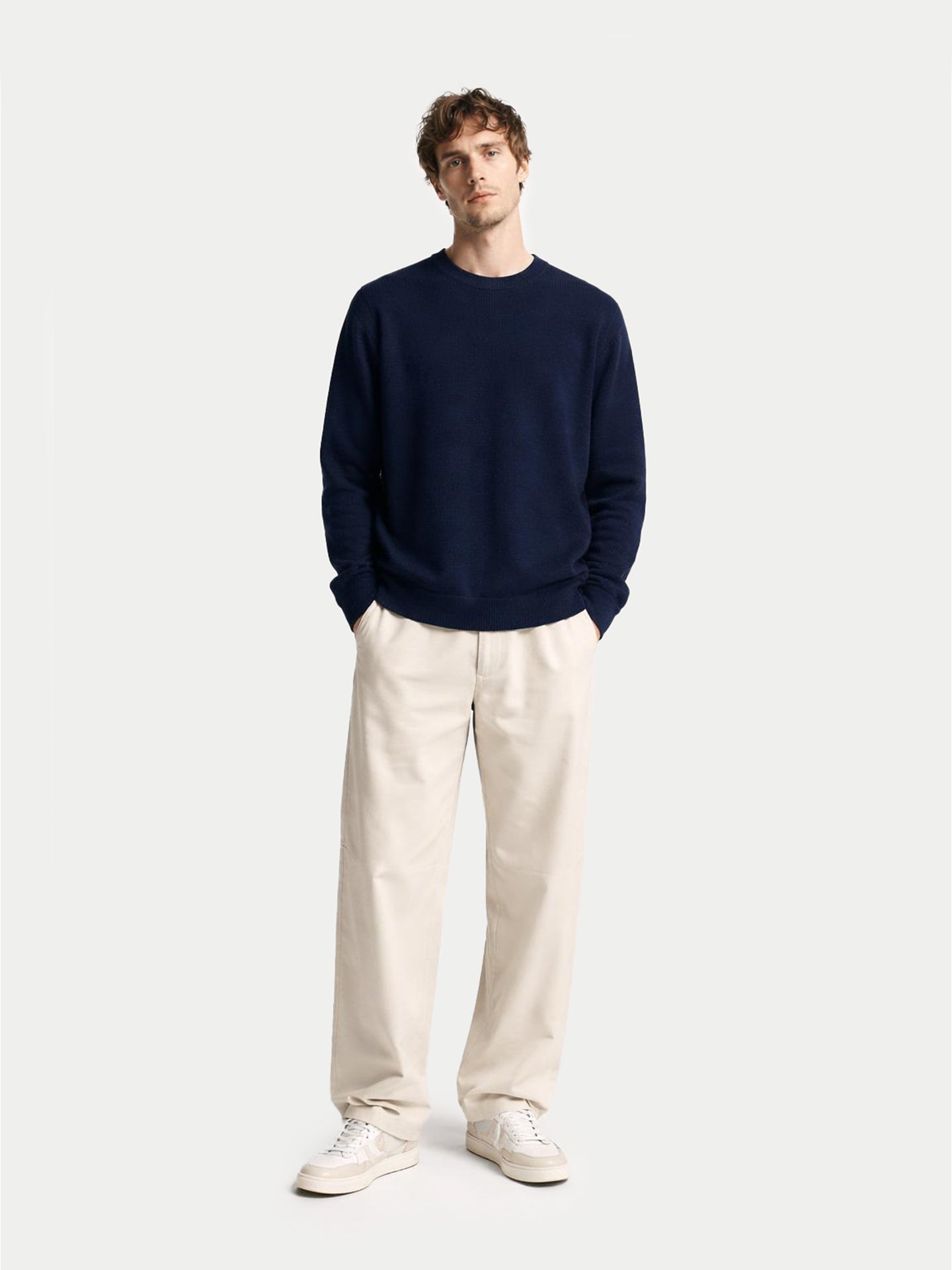 Basic Kaschmirpullover mit R-Ausschnitt