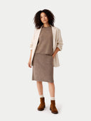 #color_taupe