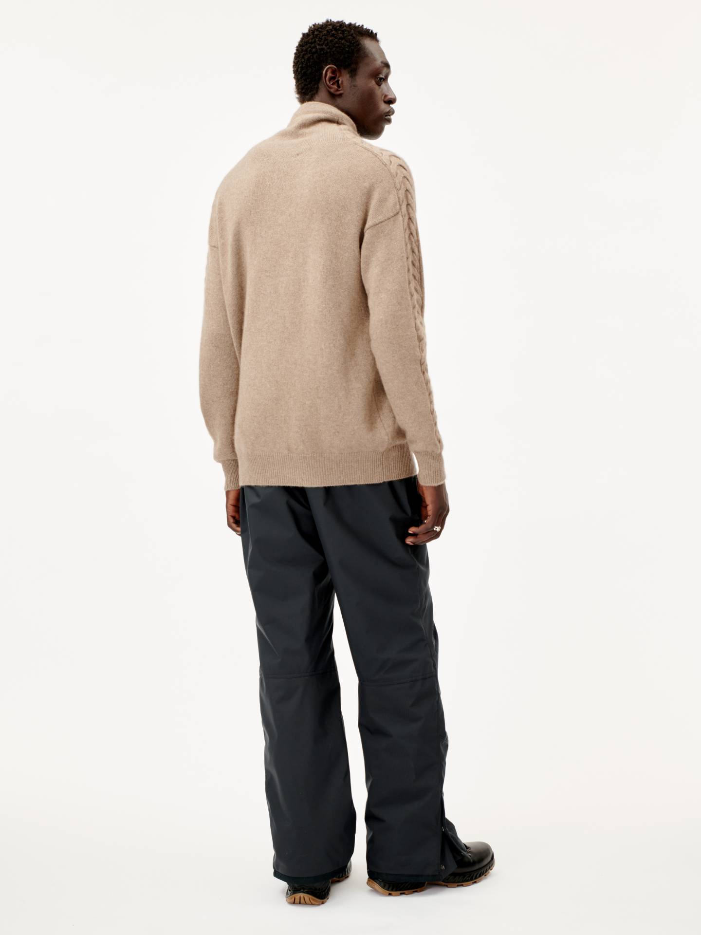 Herren Hochhalsausschnitt Mit Zugband Aus Kaschmir Taupe - Gobi Cashmere