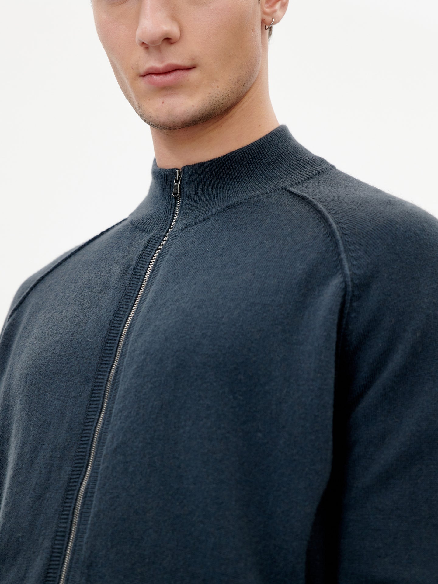 Men's Cashmere Reversed Seam Cardigan Majolica Blue - Gobi Cashmere