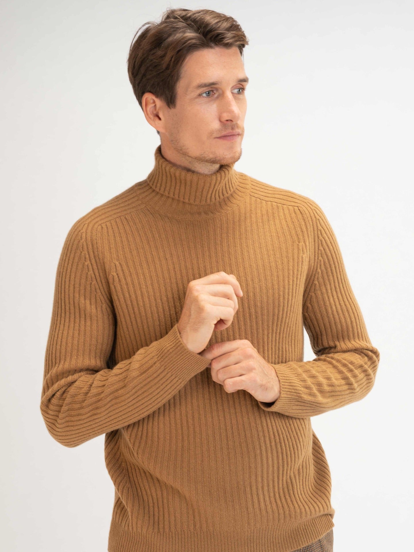 Herren Kaschmir Rippstrick-Rollkragenpullover Mandel - Gobi Cashmere