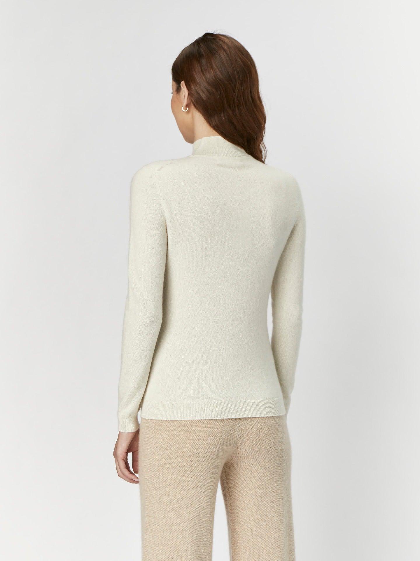 Women's Cashmere Stand-Up Collar Sweater off white- Gobi Cashmere