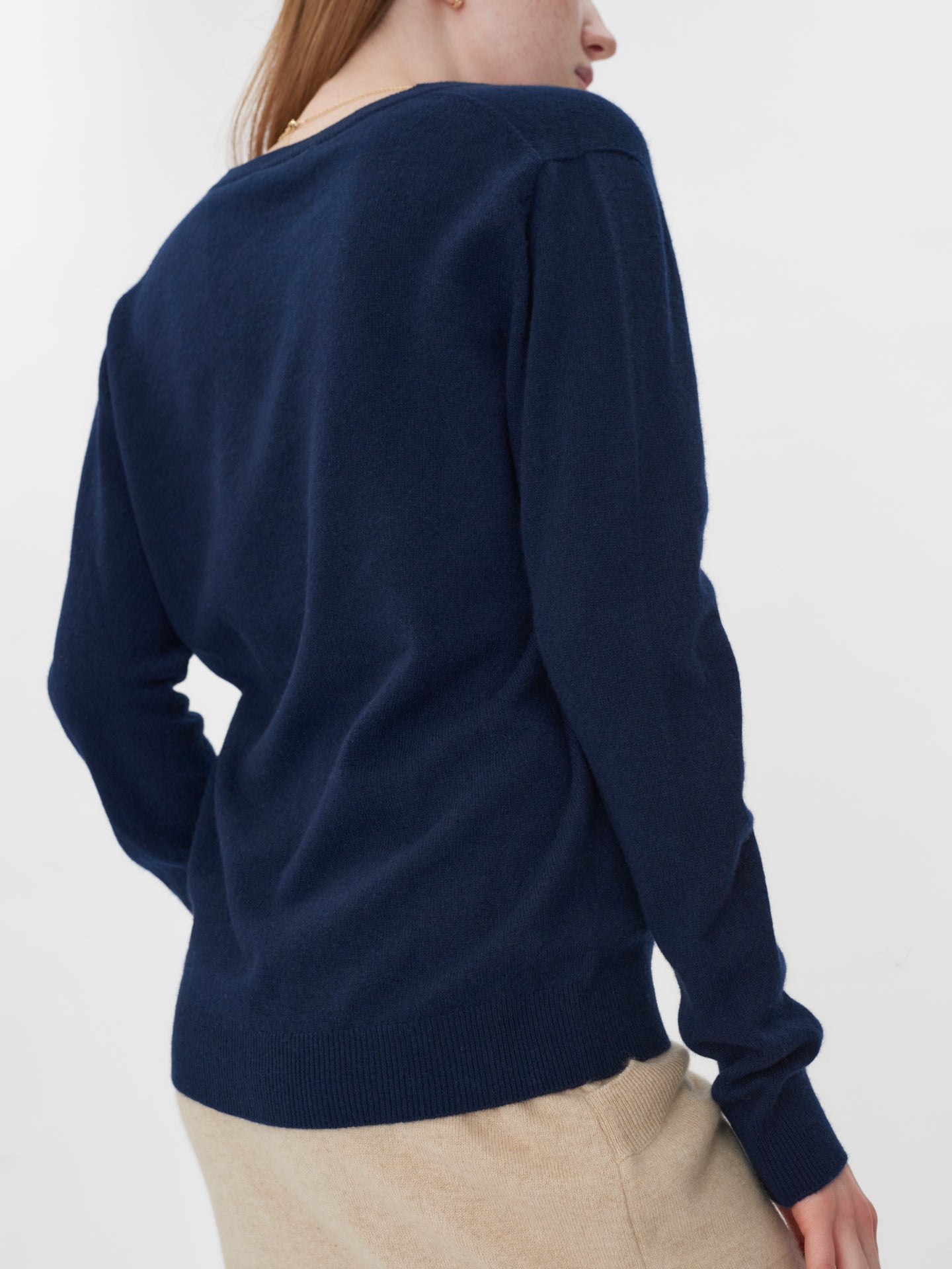 Damen Kaschmir Basic V-Ausschnitt Pullover Marineblau - Gobi Cashmere
