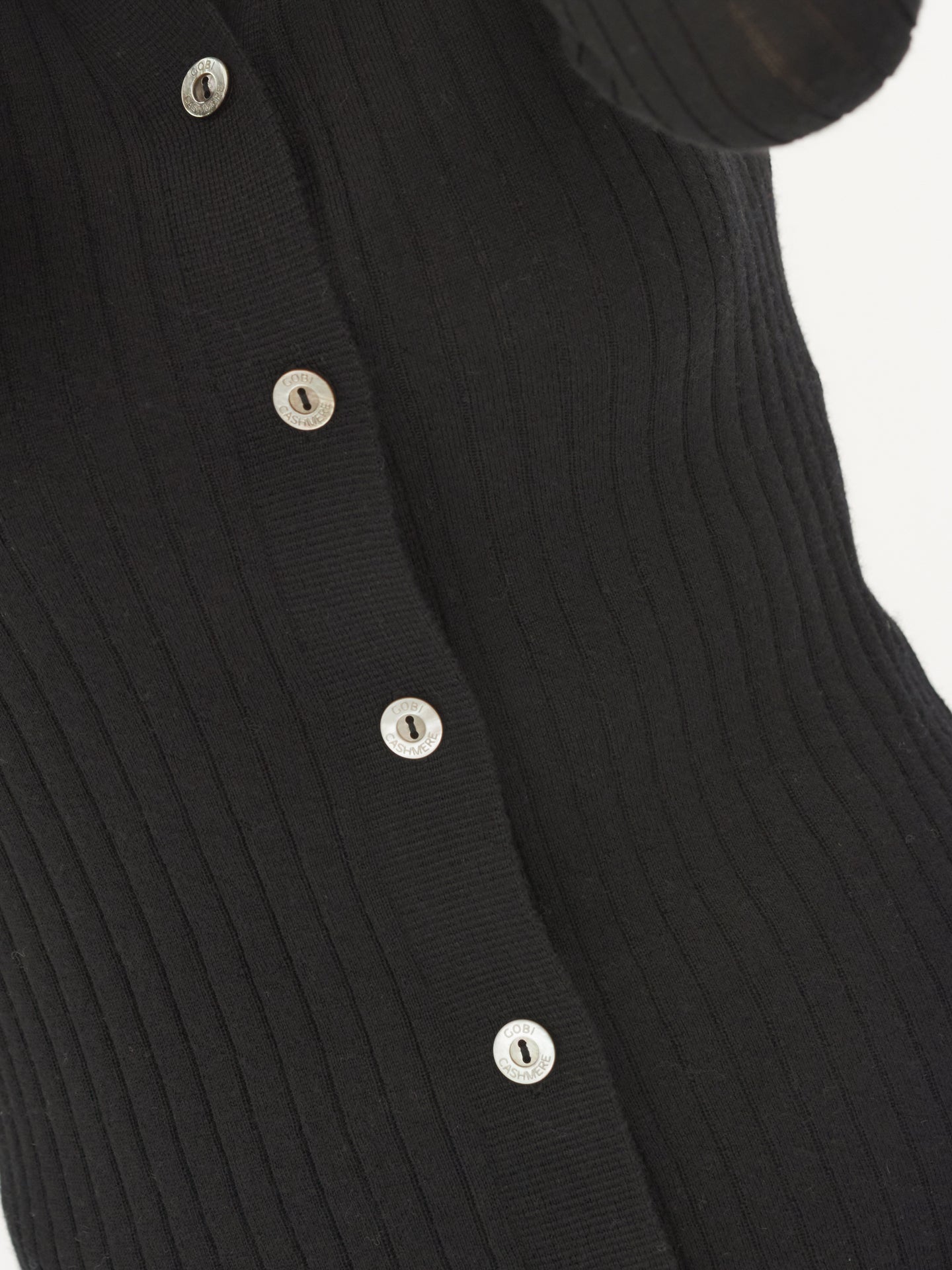 Damen Kaschmir Strickjacke Aus Seide Und Kaschmir Mit Knopfleiste schwarz - Gobi Cashmere