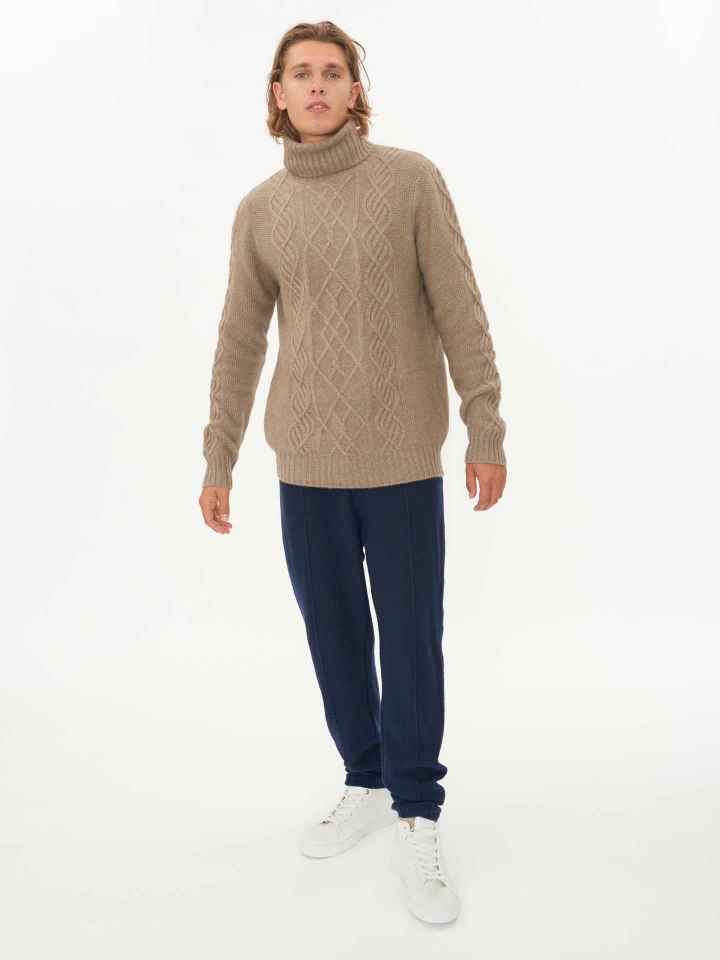 Herren T-Ausschnitt Mit Zopfmuster Aus Kaschmir Taupe - Gobi Cashmere
