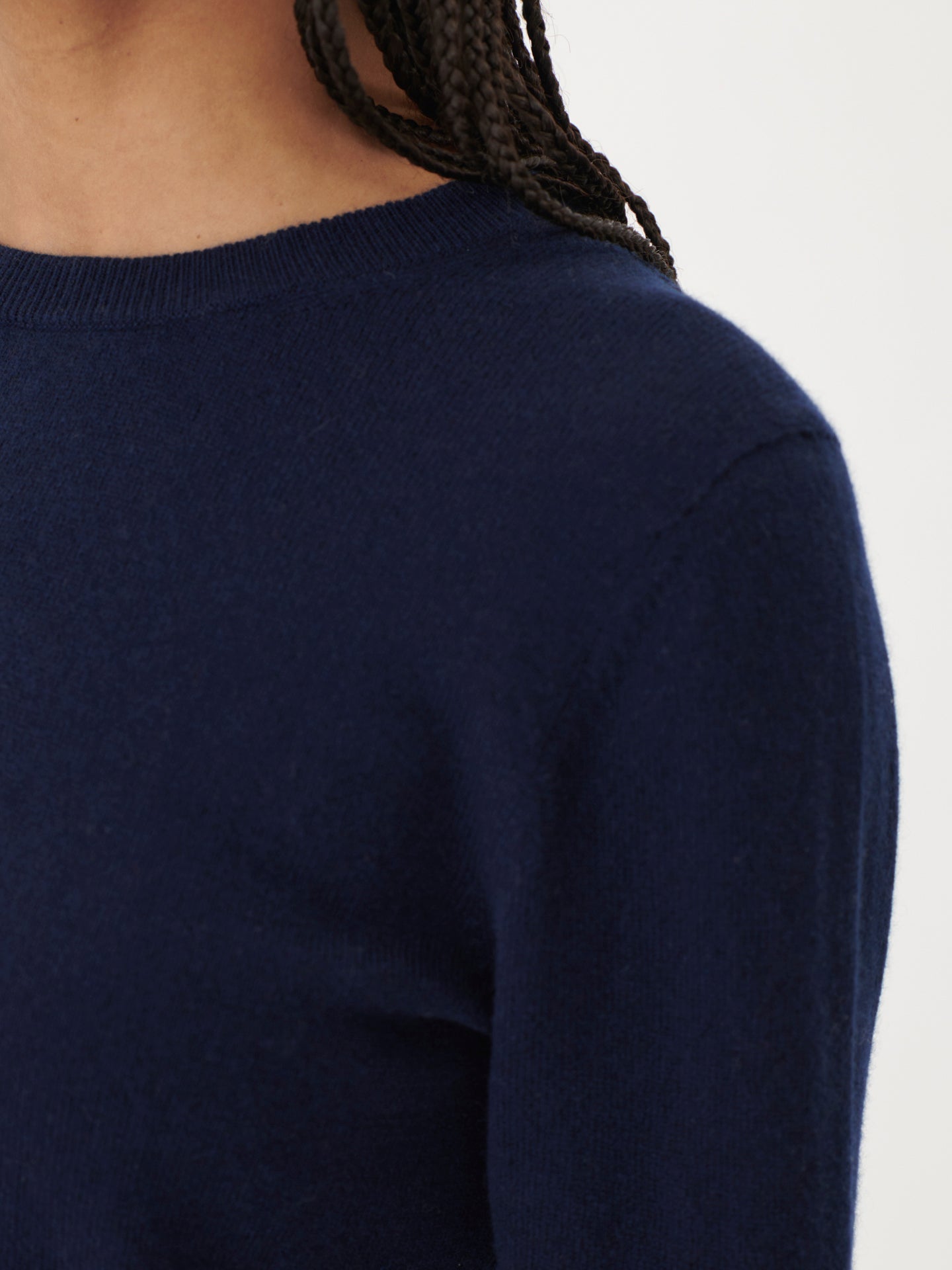 Damen Kaschmir Basic R-Ausschnitt Pullover Marineblau - Gobi Cashmere