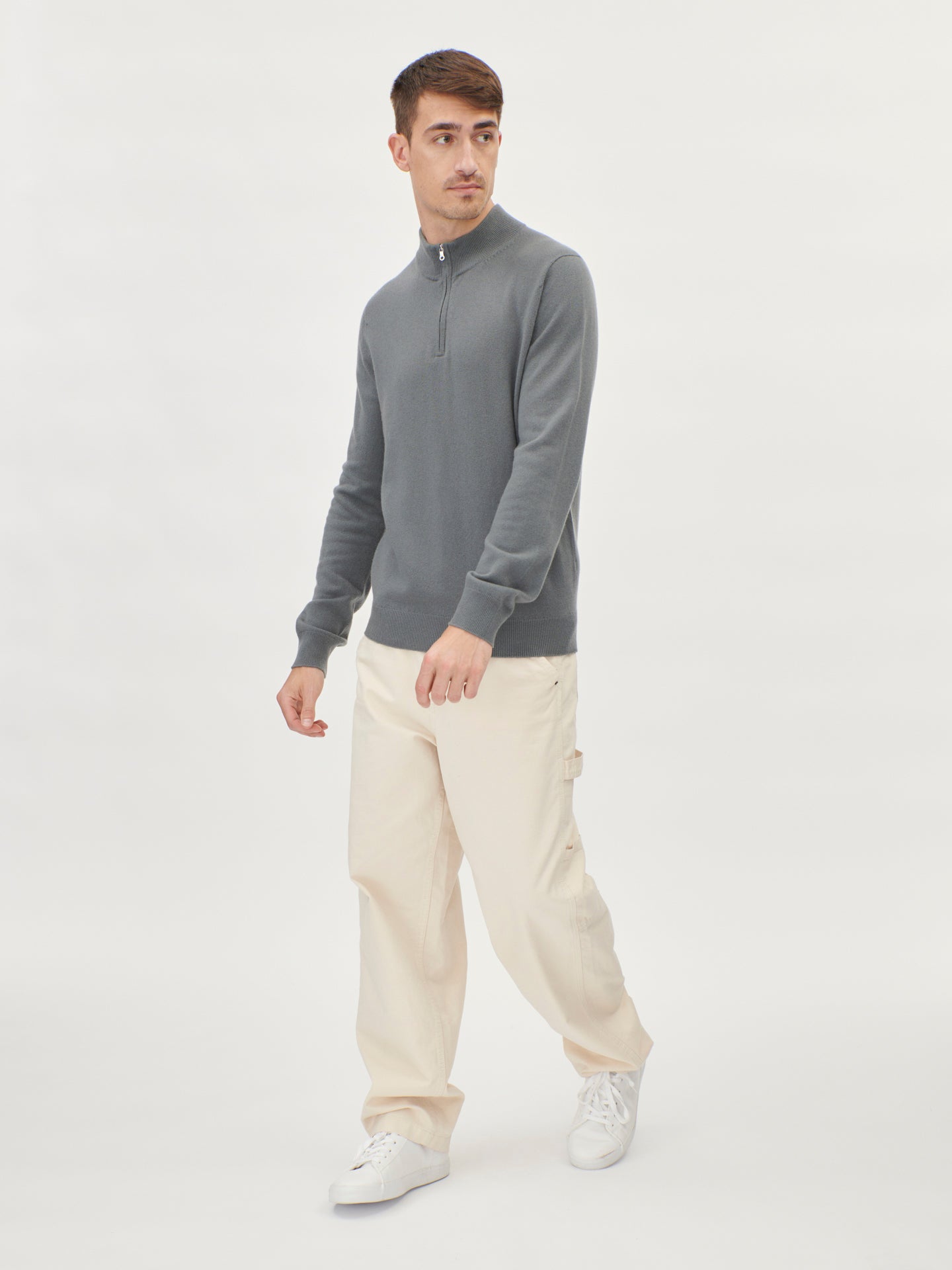 Herren Kaschmir Basic Slim Fit Polo mit halbem Reißverschluss Neutral Grau - Gobi Cashmere