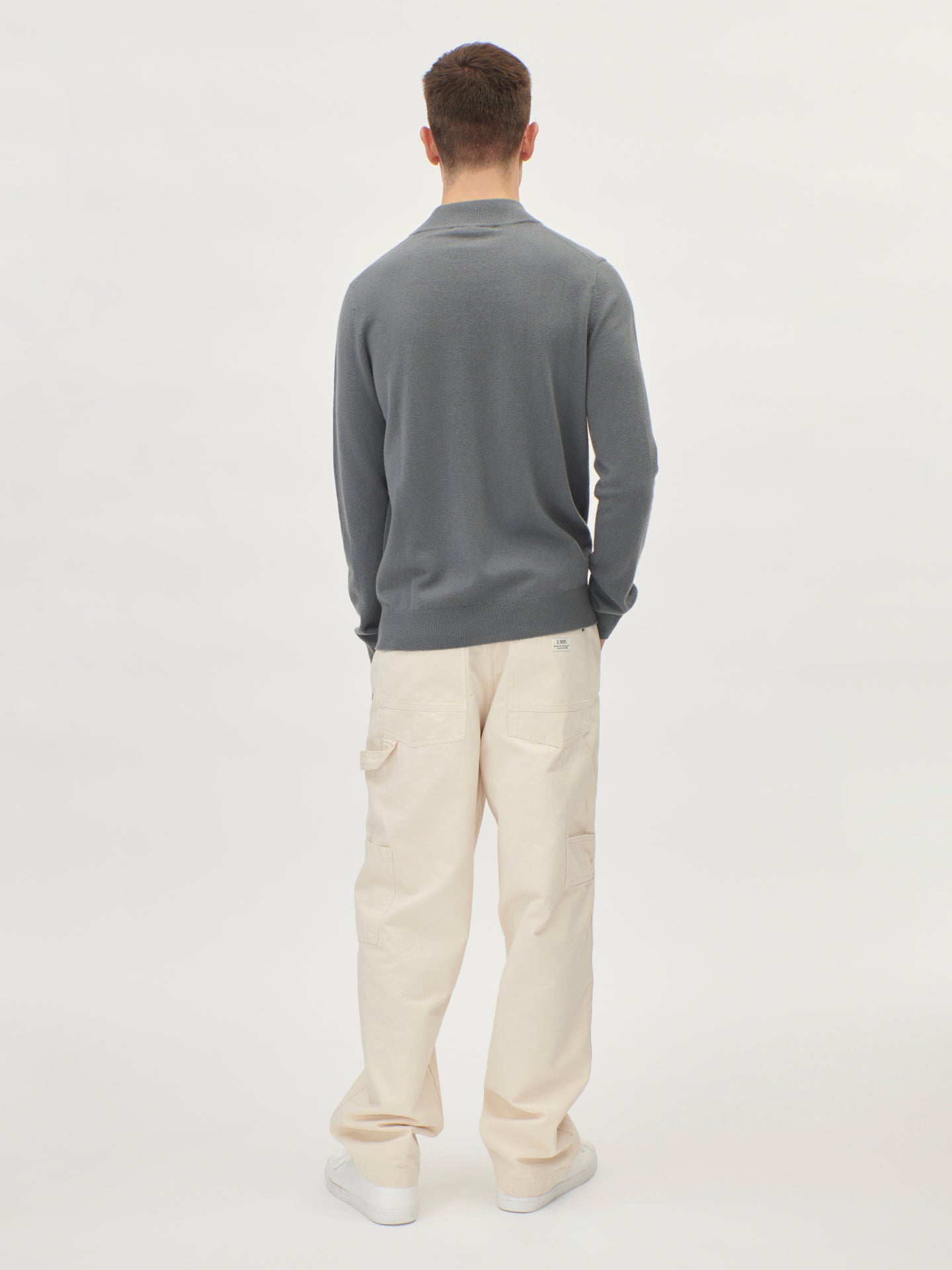 Herren Kaschmir Basic Slim Fit Polo mit halbem Reißverschluss Neutral Grau - Gobi Cashmere