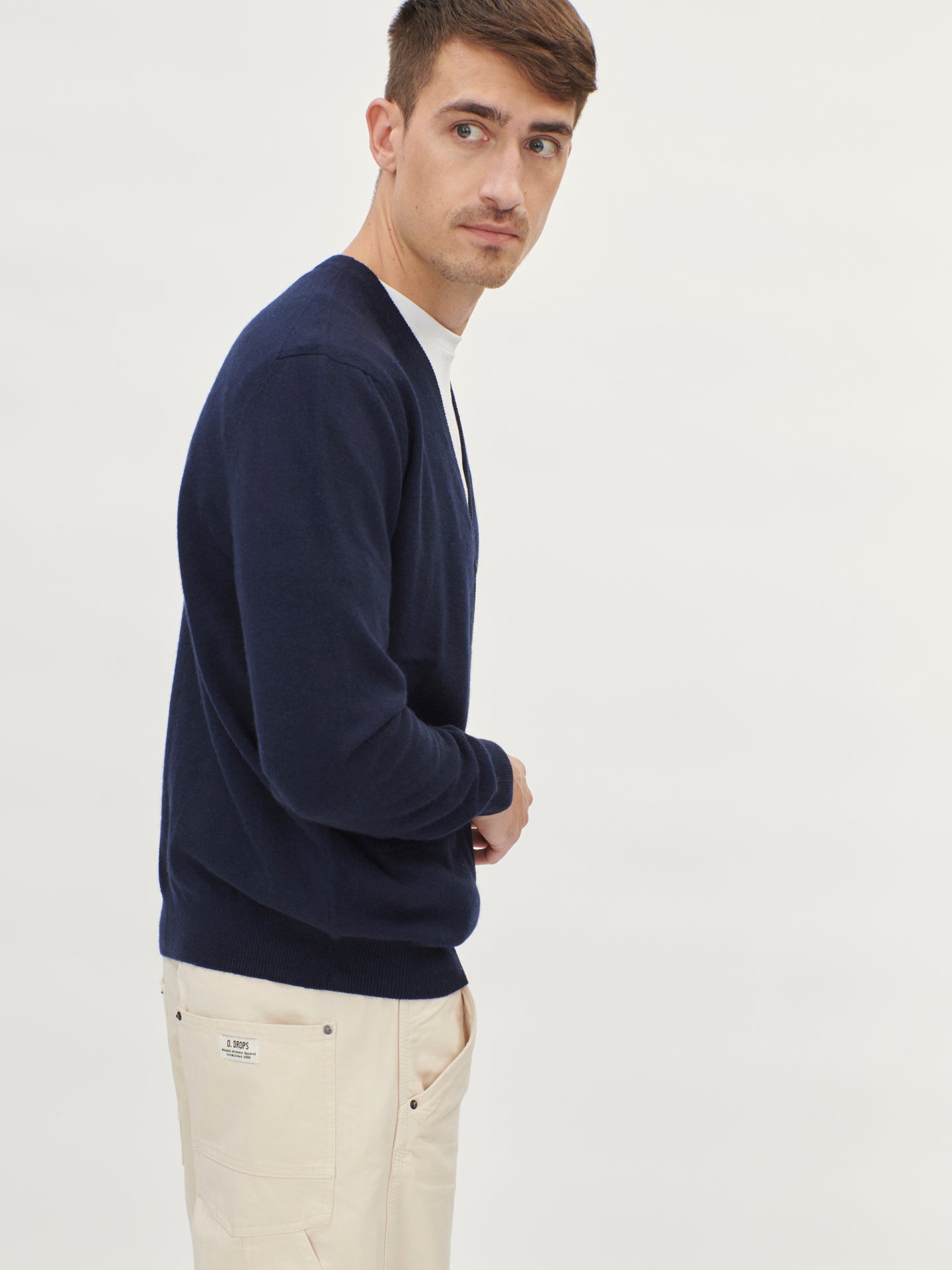 Herren Kachmir V-Ausschnitt Strickjacke Mit Knöpfen Marineblau - Gobi Cashmere
