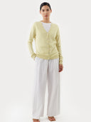 Damen V-Ausschnitt Strickjacke Tender Yellow | GOBI Cashmere