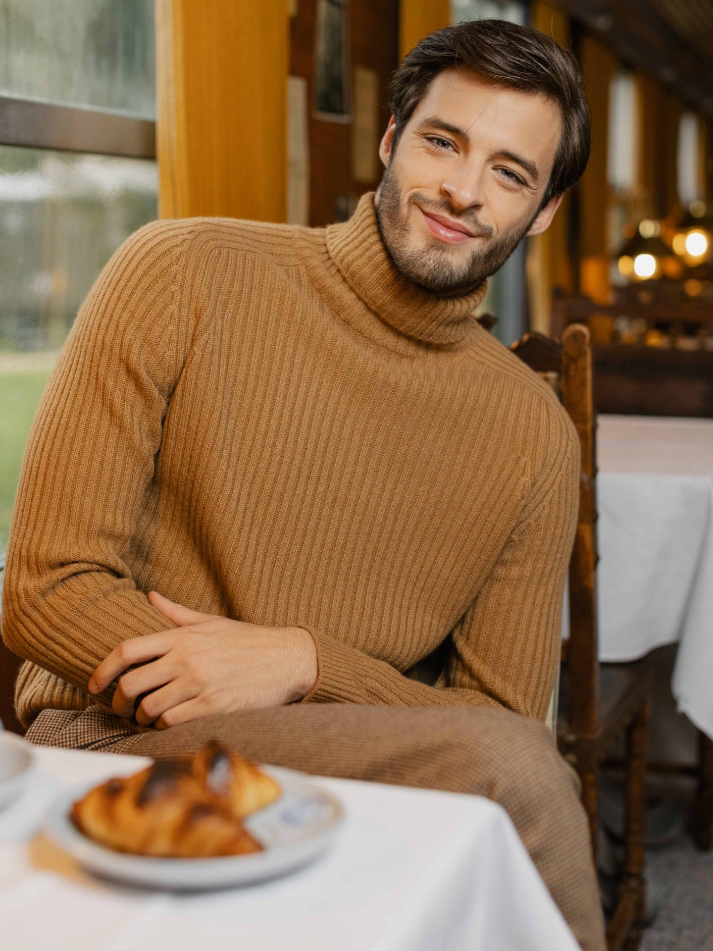 Herren Kaschmir Rippstrick-Rollkragenpullover Mandel - Gobi Cashmere