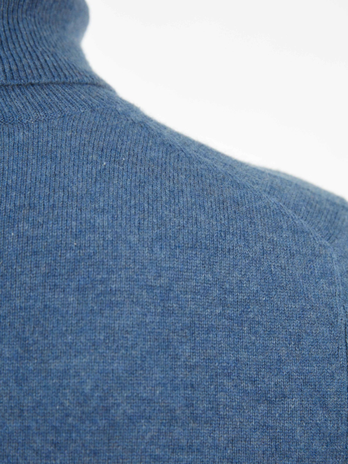 Men's Cashmere Basic Turtleneck Bijou Blue - Gobi Cashmere